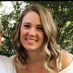 Meet your Posher, Melyssa